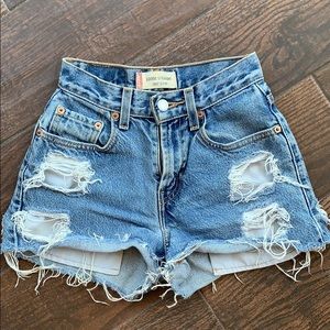 Levi’s shorts